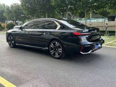 BMW 7 740Li Version M - фото 6