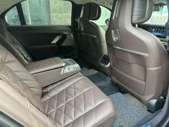 BMW 7 740Li Version M - фото 8