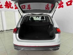 Volkswagen Tiguan L 2023 280TSI automatic two-wheel drive Chaochuang limited edition - фото 19