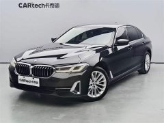 BMW 5 Series 2021 525Li Luxury Package - фото 1