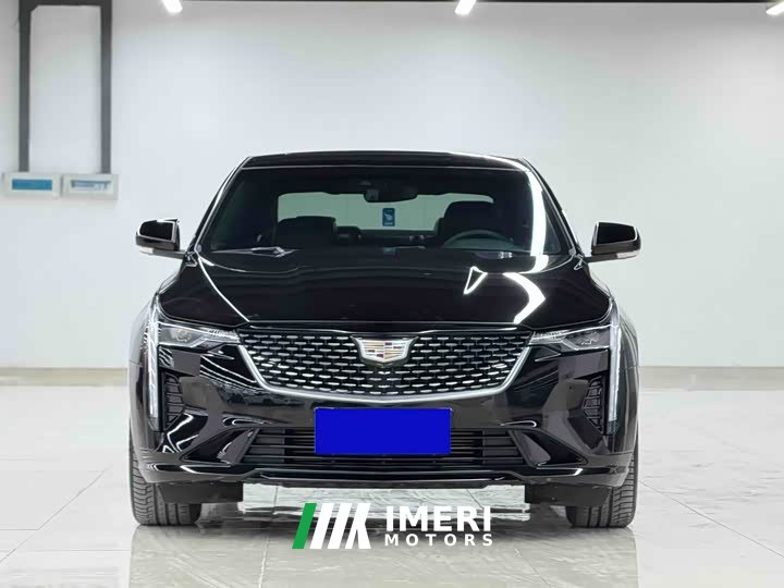 Cadillac CT4 28T Luxury Version - автомобиль из Китая