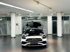 Mercedes-Benz C-Class facelift three C 260 L sports version - фото 3
