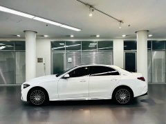 Mercedes-Benz C-Class facelift three C 260 L sports version - фото 9