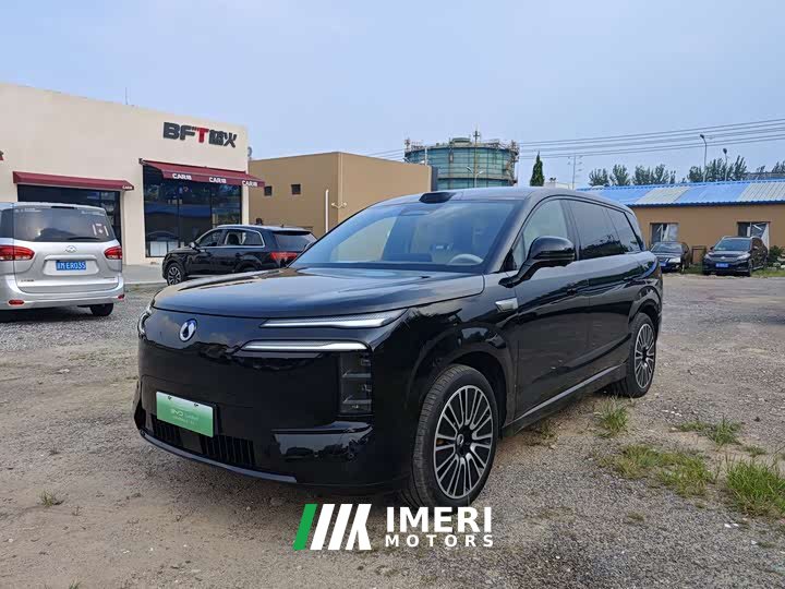 Denza N8L Flagship Version - автомобиль из Китая