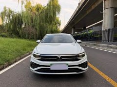 Volkswagen 300TSI DSG Edition - фото 2