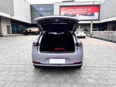 AITO Wenjie M5 extended range Ultra four-wheel drive version - фото 11
