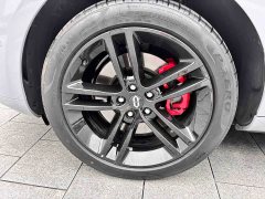 AITO Wenjie M5 extended range Ultra four-wheel drive version - фото 8