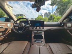 Mercedes-Benz E 300 L Luxury Version - фото 6