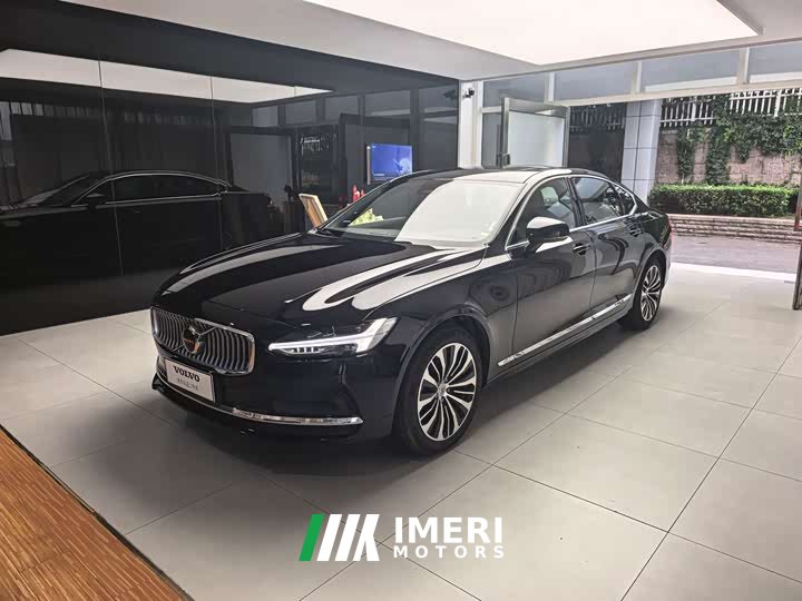Volvo S90 B5 Luxury Edition - автомобиль из Китая