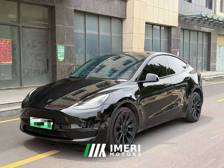Tesla Model Y Long Range Edition - автомобиль из Китая