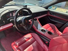 Porsche Taycan - фото 7