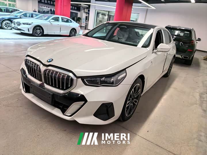 BMW 5 530Li Version M - автомобиль из Китая