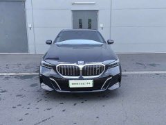 BMW i5 eDrive 35L M - фото 3