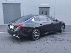 BMW i5 eDrive 35L M - фото 4