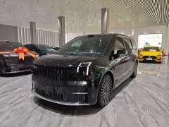 Zeekr 009 EditionAWD 108kWh - фото 1