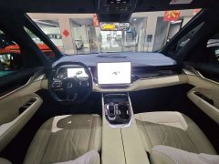 Zeekr 009 EditionAWD 108kWh - фото 13