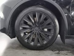 Tesla Model Y Edition - фото 17