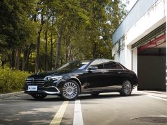 Mercedes-Benz E 300 L Luxury Version - фото 1