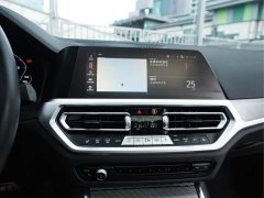 BMW 3 330i M - фото 18
