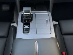 Hongqi HS7 PHEV 2.0T PHEV four-wheel drive flag collar version 6 seats - фото 18