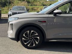 Hongqi HS7 PHEV 2.0T PHEV four-wheel drive flag collar version 6 seats - фото 3