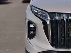 Hongqi HS7 PHEV 2.0T PHEV four-wheel drive flag collar version 6 seats - фото 4