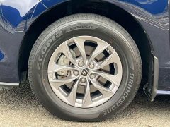 Toyota SIENNA XSE 25th Anniversary Edition - фото 10