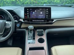 Toyota SIENNA XSE 25th Anniversary Edition - фото 9