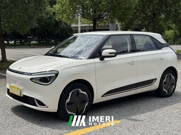 01 330 Plus - автомобиль из Китая