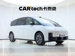 Li Auto MEGA Home Edition - фото 3