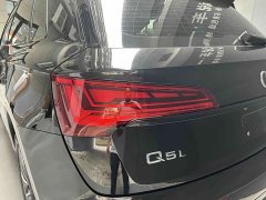Audi Q5L 40 TFSI Luxury Version - фото 20