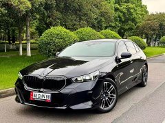 BMW 5 530Li Version M - фото 1