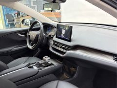 Hongqi E-QM5 Edition - фото 13