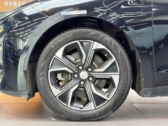 Hongqi E-QM5 Edition - фото 14