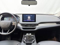 Hongqi E-QM5 Edition - фото 15
