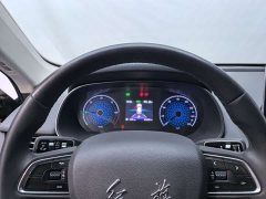 Hongqi E-QM5 Edition - фото 12