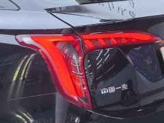 Hongqi E-QM5 Edition - фото 18