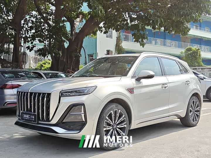 Hongqi HS5 2.0T four-wheel drive flag collar Pro version