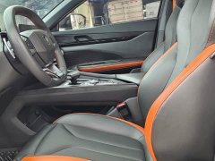 Changan UNI-V 1.5T Premium Version - фото 9