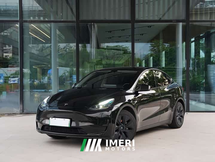 Tesla Model Y Edition - автомобиль из Китая