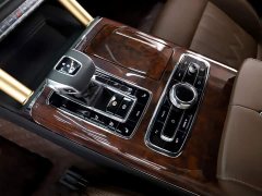 Hongqi Golden Sunflower Guoyao 2022 4.0T Monarch Flagship Edition 4 seats - фото 11