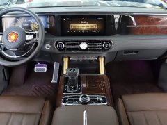 Hongqi Golden Sunflower Guoyao 2022 4.0T Monarch Flagship Edition 4 seats - фото 20