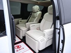 Li Auto Ideal MEGA Home Family Special Edition - фото 11