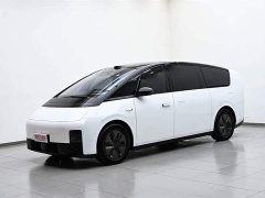 Li Auto Ideal MEGA Home Family Special Edition - фото 2