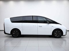 Li Auto Ideal MEGA Home Family Special Edition - фото 6