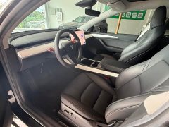 Tesla Model Y Edition - фото 5