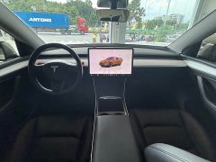 Tesla Model Y Edition - фото 7