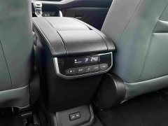 Toyota 2.5L2WD Edition 5 - фото 16