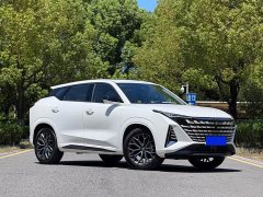 Changan UNI-Z 1.5T Luxury Version - фото 3