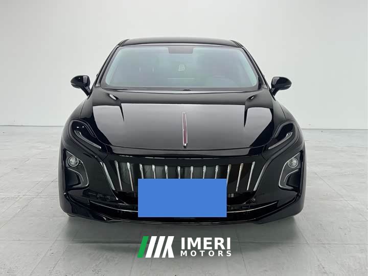 Hongqi E-QM5 620km PLUS - автомобиль из Китая